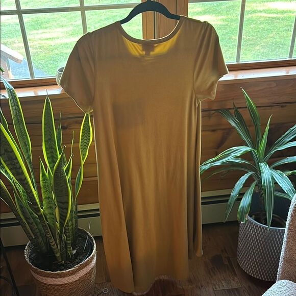 LuLaRoe Golden Short Sleeve Dress - Picture 4 of 4